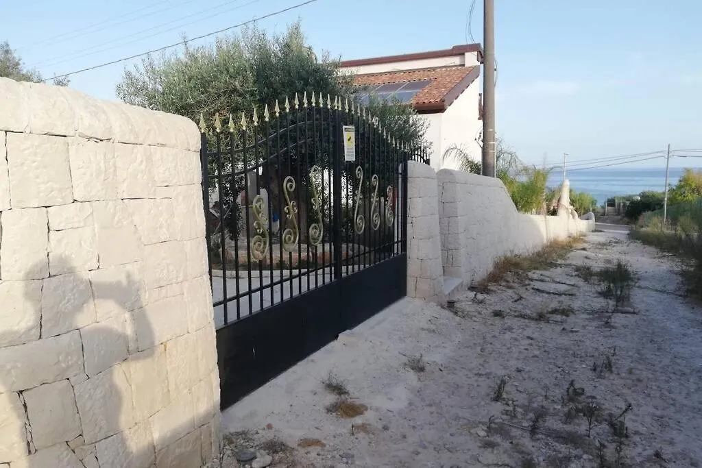 Grazioso Appartamento Di Fronte Al Mare ポッツァッロ